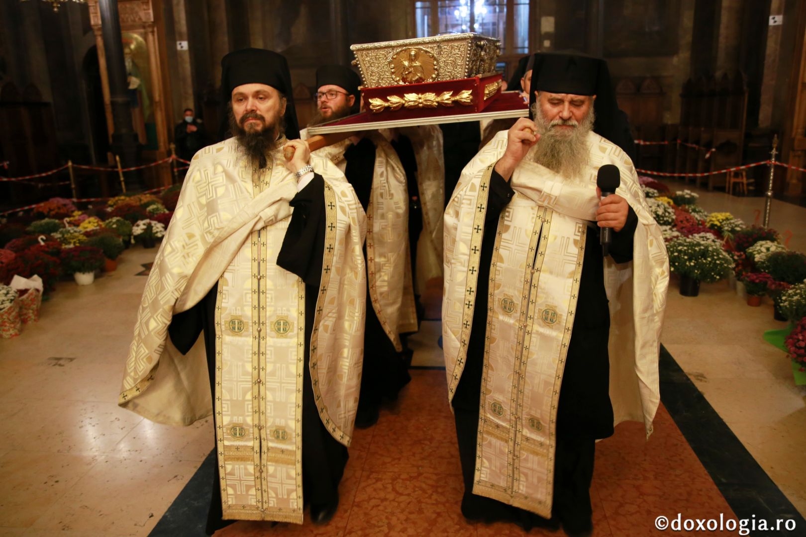 Sfânta Cuvioasă Parascheva s-a reîntors în Catedrala Mitropolitană
