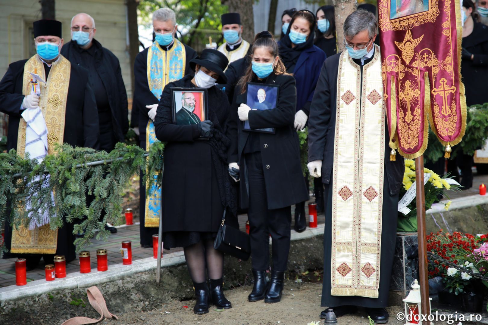 foto: Flavius Popa Părintele Constantin Muha, slujitorul devotat al Bisericii, a fost înmormântat