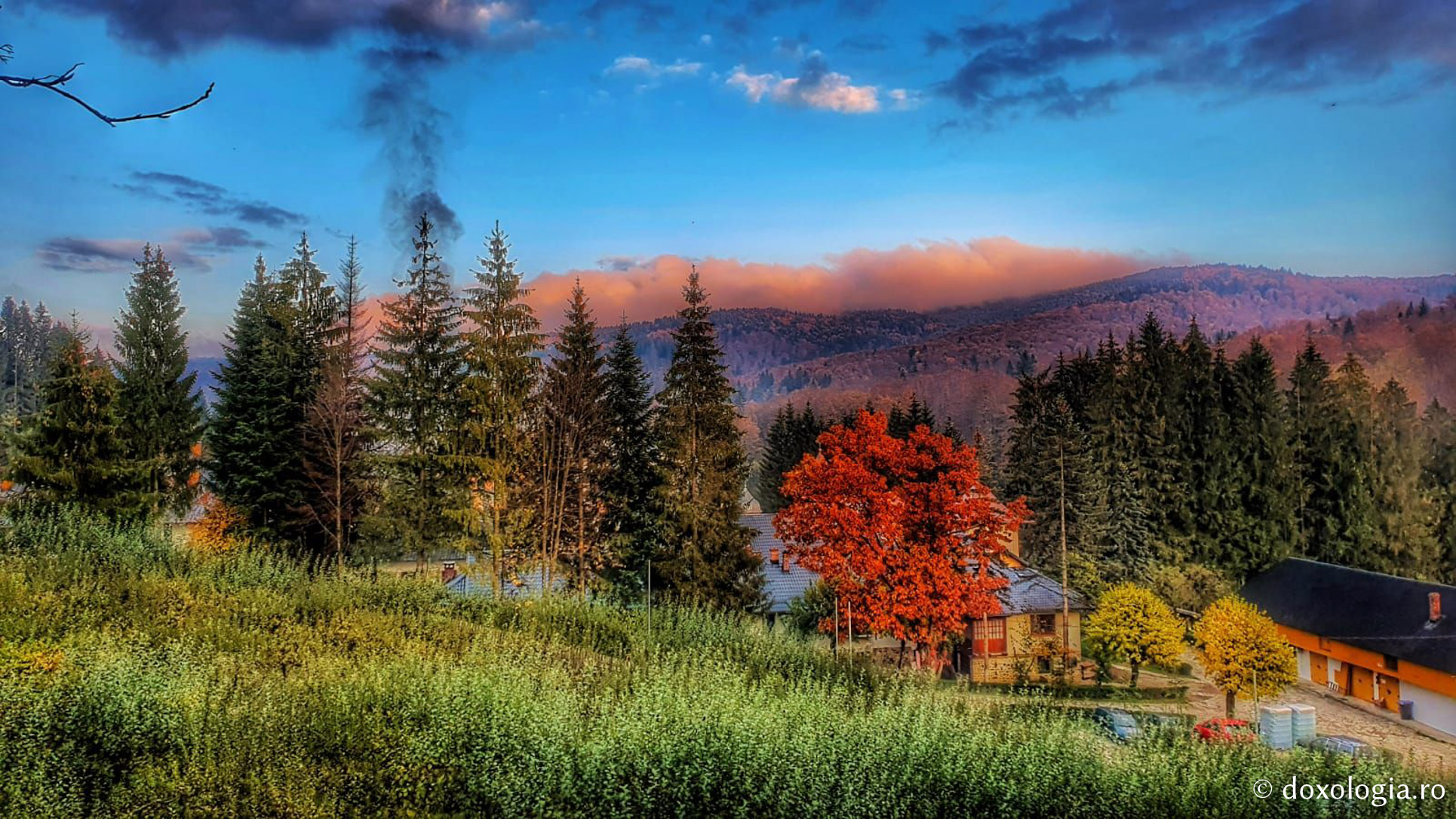 (Foto) Culori și iarăși culori – Mănăstirea Sihăstria