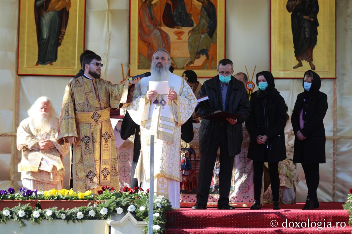 Gând de recunoștință și distincții post-mortem pentru cei din „linia întâi”