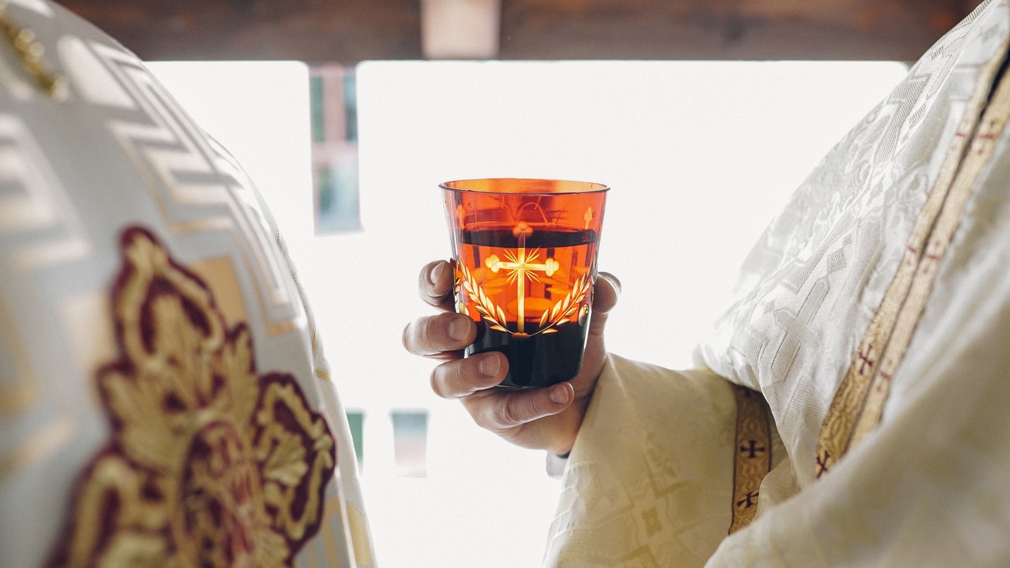 PS Părinte Andrei, Episcopul Covasnei și Harghitei, în Protopopiatul Piatra Neamț: a sfințit o casă socială și un centru social