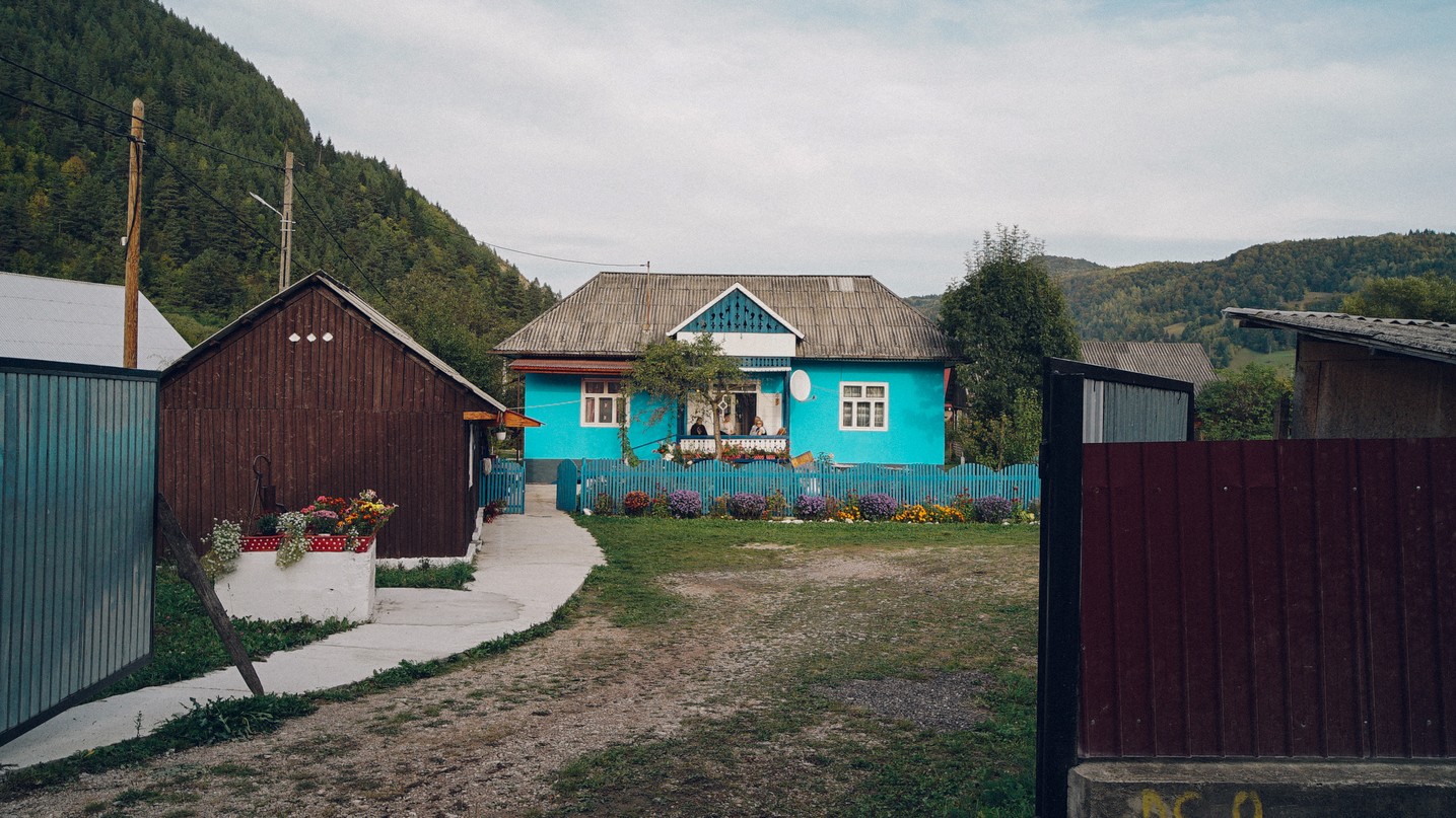 PS Părinte Andrei, Episcopul Covasnei și Harghitei, în Protopopiatul Piatra Neamț: a sfințit o casă socială și un centru social