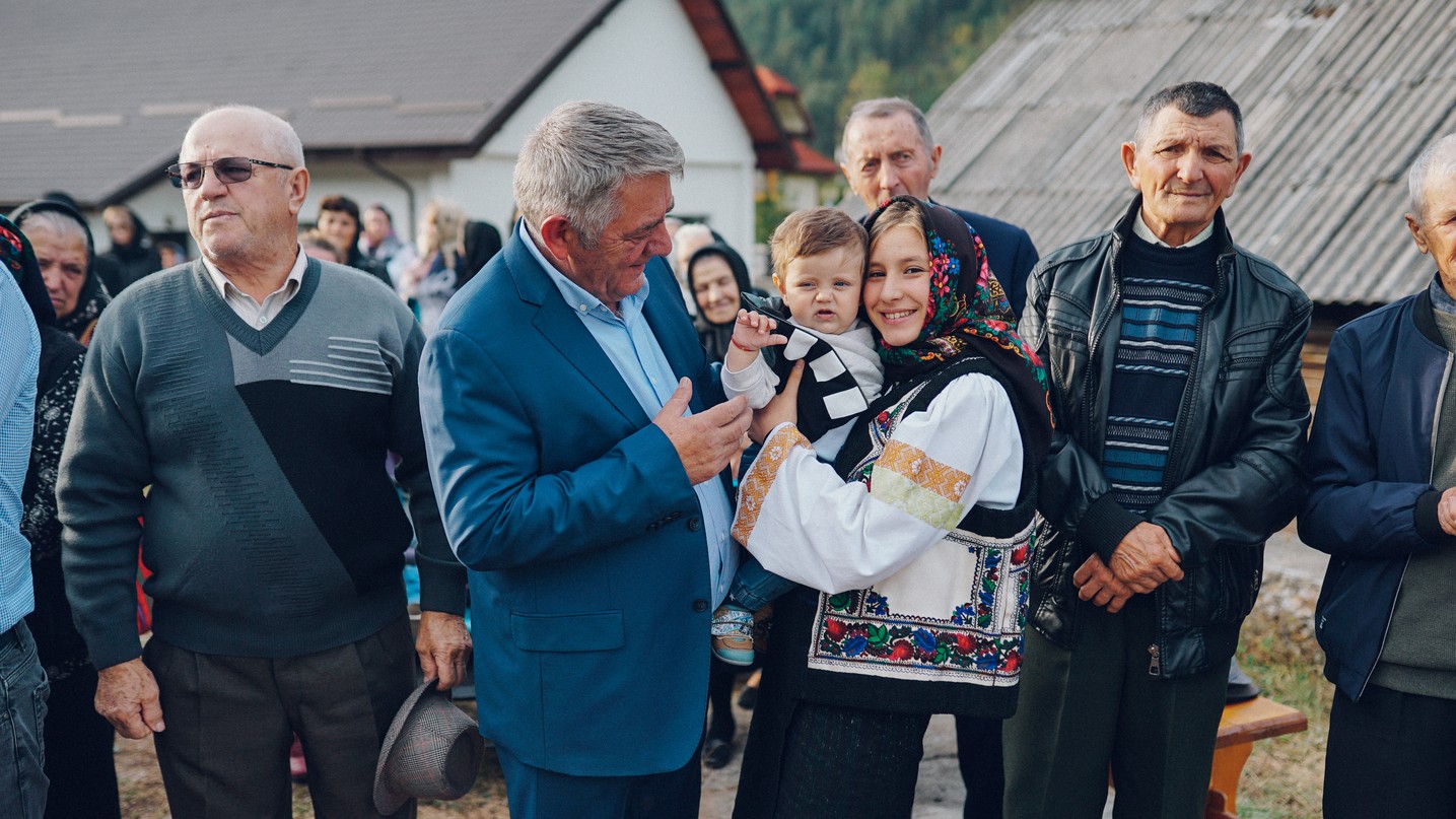 PS Părinte Andrei, Episcopul Covasnei și Harghitei, în Protopopiatul Piatra Neamț: a sfințit o casă socială și un centru social