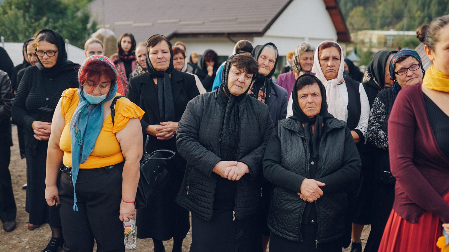 PS Părinte Andrei, Episcopul Covasnei și Harghitei, în Protopopiatul Piatra Neamț: a sfințit o casă socială și un centru social