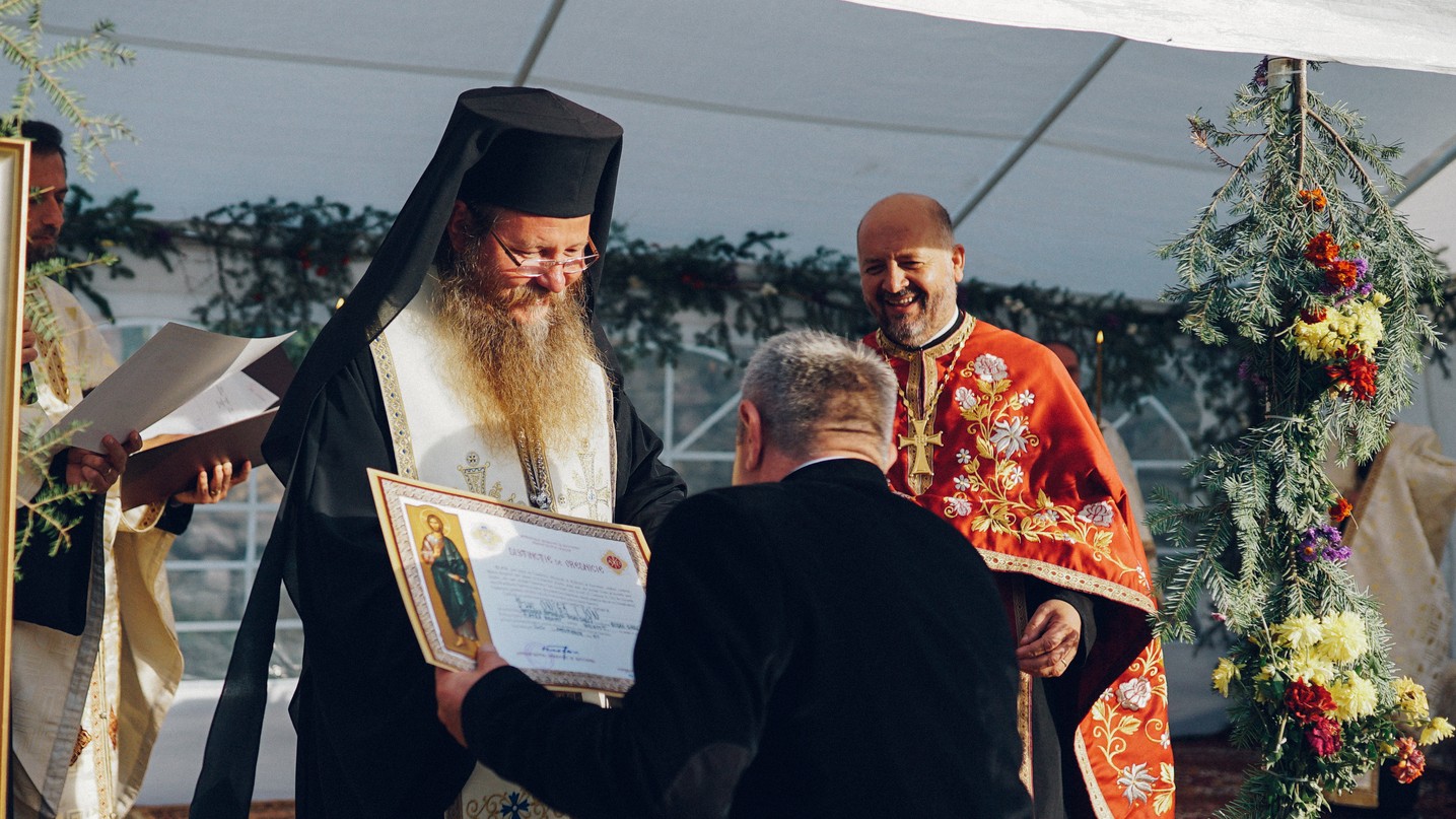 PS Părinte Andrei, Episcopul Covasnei și Harghitei, în Protopopiatul Piatra Neamț: a sfințit o casă socială și un centru social