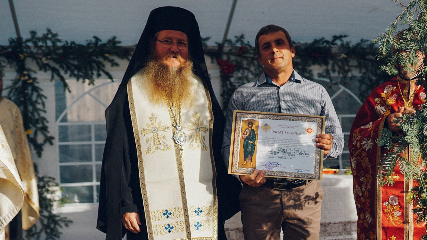 PS Părinte Andrei, Episcopul Covasnei și Harghitei, în Protopopiatul Piatra Neamț: a sfințit o casă socială și un centru social