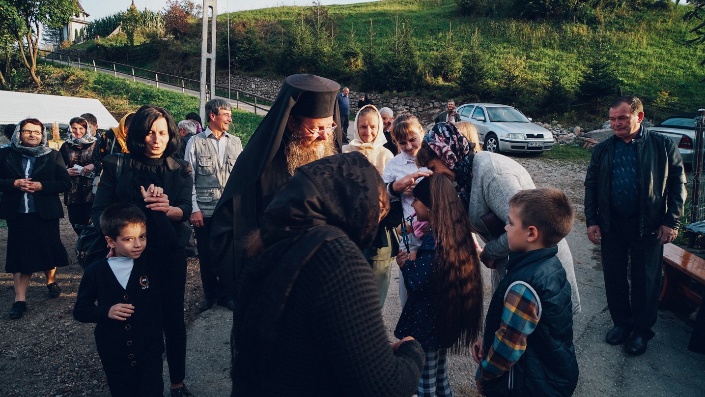 PS Părinte Andrei, Episcopul Covasnei și Harghitei, în Protopopiatul Piatra Neamț: a sfințit o casă socială și un centru social