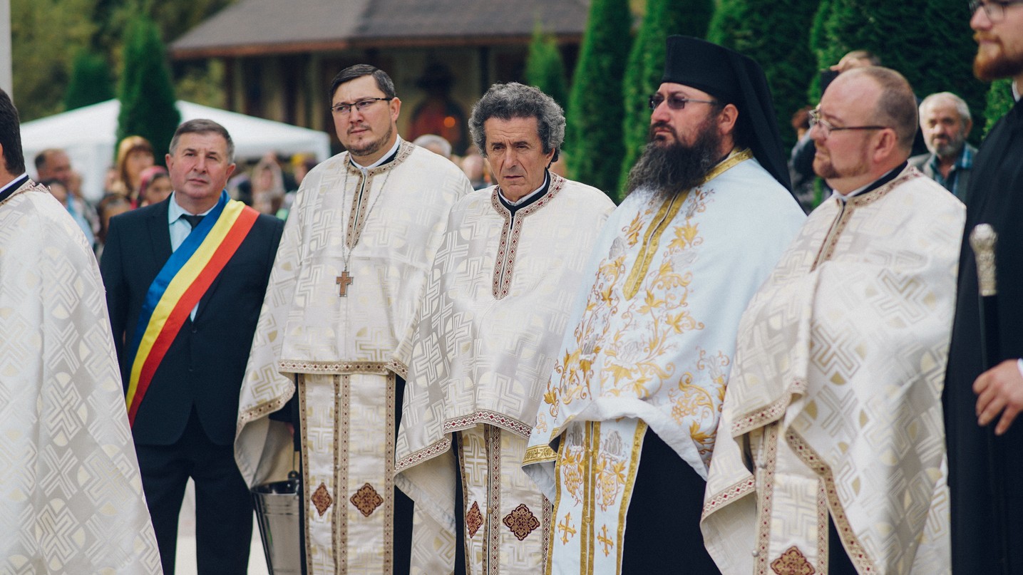 PS Părinte Andrei, Episcopul Covasnei și Harghitei, în Protopopiatul Piatra Neamț: a sfințit o casă socială și un centru social