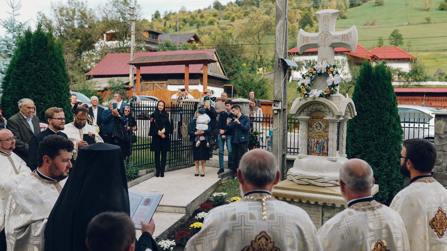 PS Părinte Andrei, Episcopul Covasnei și Harghitei, în Protopopiatul Piatra Neamț: a sfințit o casă socială și un centru social