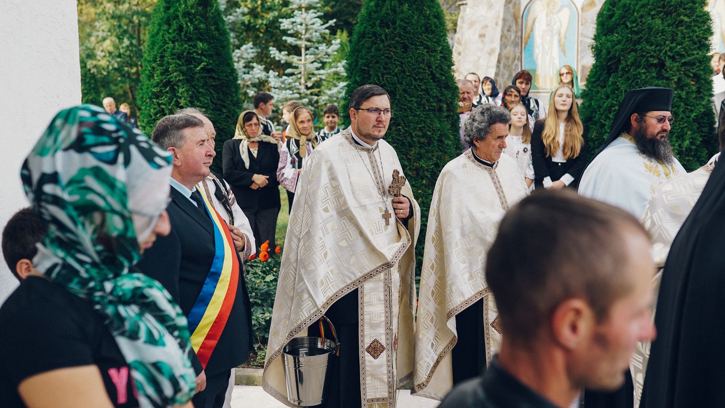 PS Părinte Andrei, Episcopul Covasnei și Harghitei, în Protopopiatul Piatra Neamț: a sfințit o casă socială și un centru social