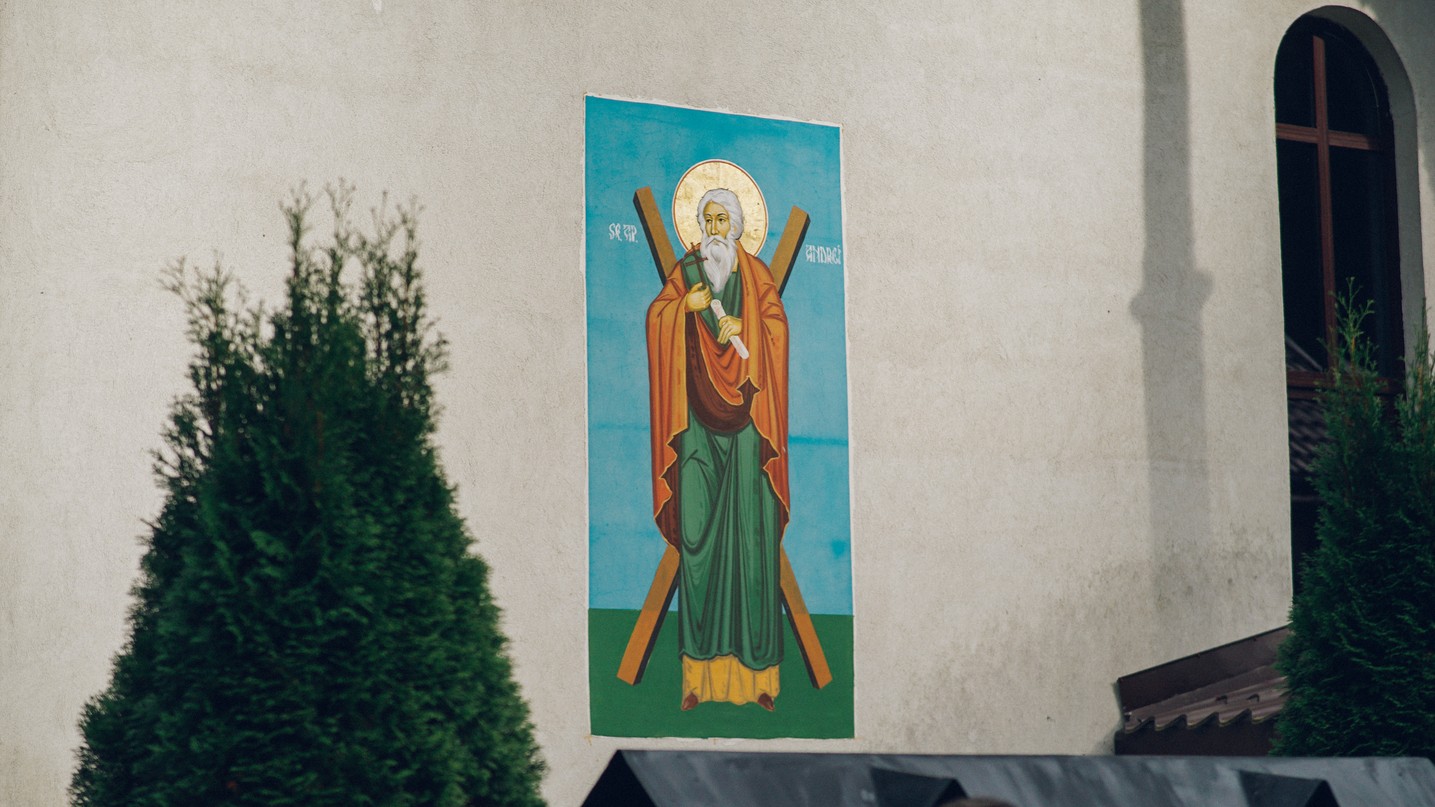 PS Părinte Andrei, Episcopul Covasnei și Harghitei, în Protopopiatul Piatra Neamț: a sfințit o casă socială și un centru social