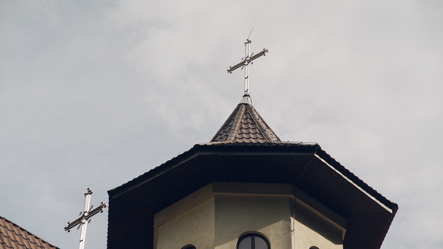 PS Părinte Andrei, Episcopul Covasnei și Harghitei, în Protopopiatul Piatra Neamț: a sfințit o casă socială și un centru social