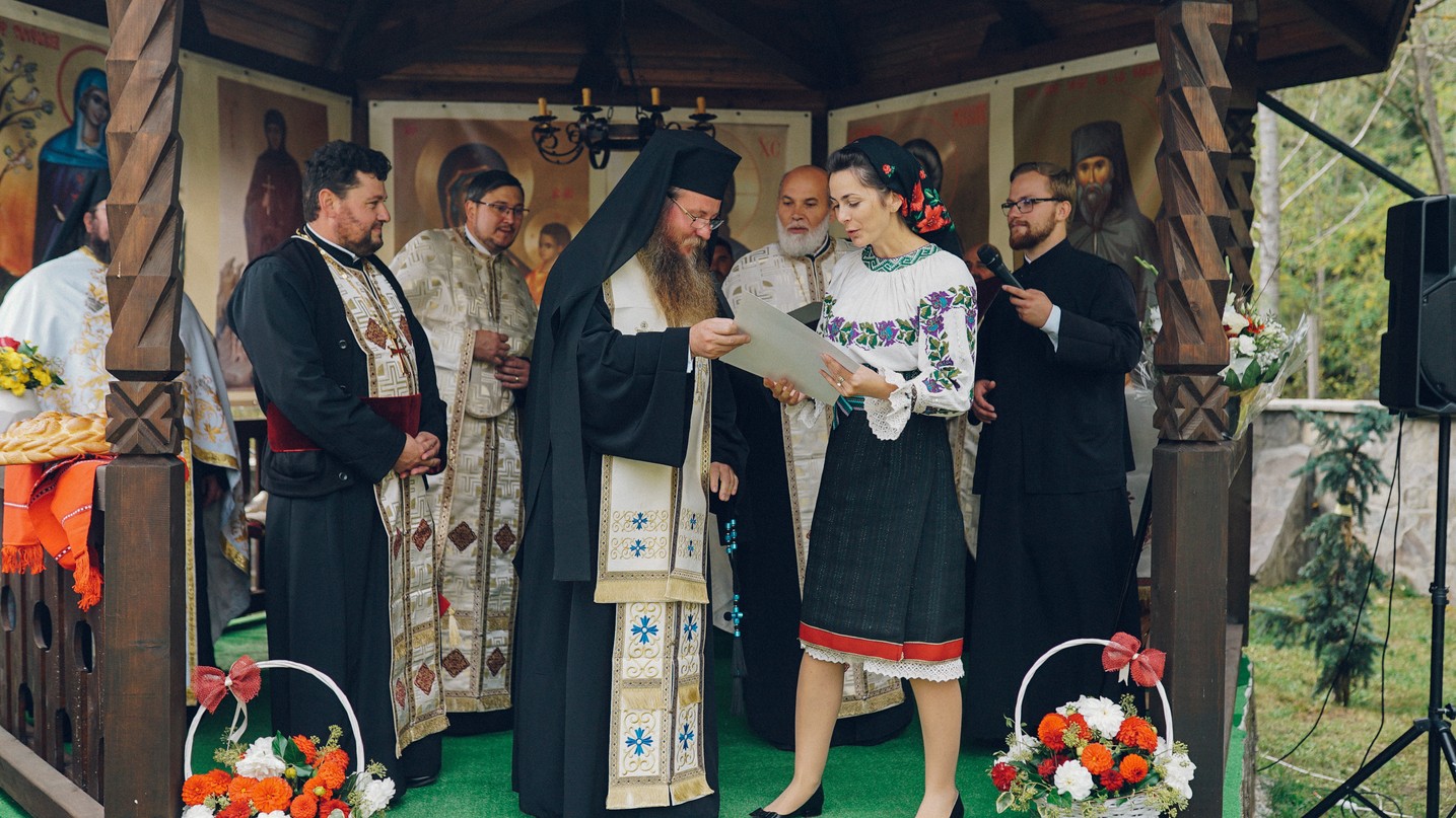 PS Părinte Andrei, Episcopul Covasnei și Harghitei, în Protopopiatul Piatra Neamț: a sfințit o casă socială și un centru social