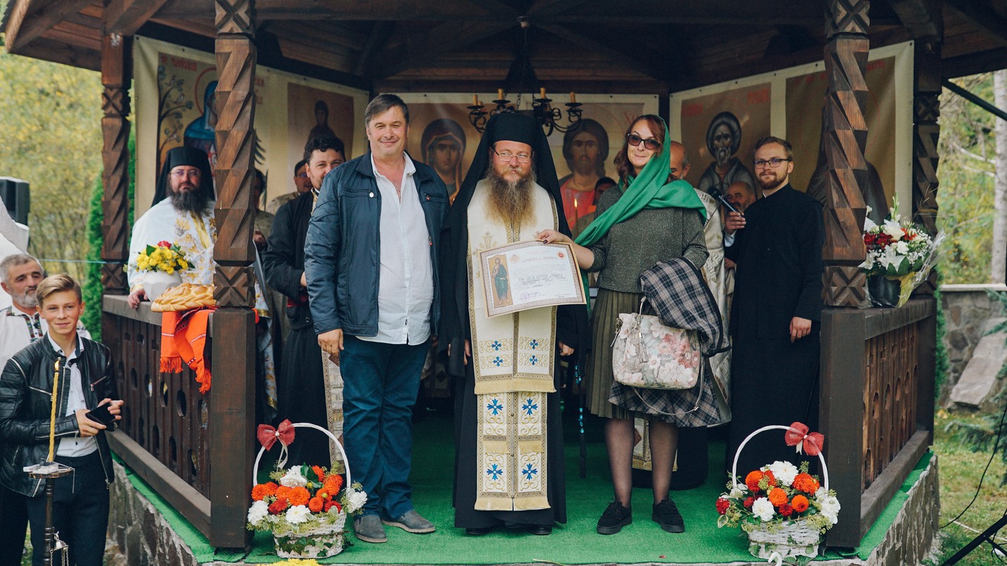 PS Părinte Andrei, Episcopul Covasnei și Harghitei, în Protopopiatul Piatra Neamț: a sfințit o casă socială și un centru social