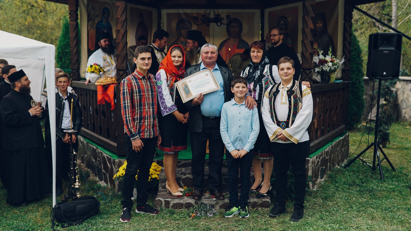 PS Părinte Andrei, Episcopul Covasnei și Harghitei, în Protopopiatul Piatra Neamț: a sfințit o casă socială și un centru social