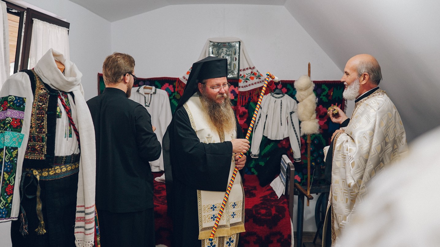 PS Părinte Andrei, Episcopul Covasnei și Harghitei, în Protopopiatul Piatra Neamț: a sfințit o casă socială și un centru social