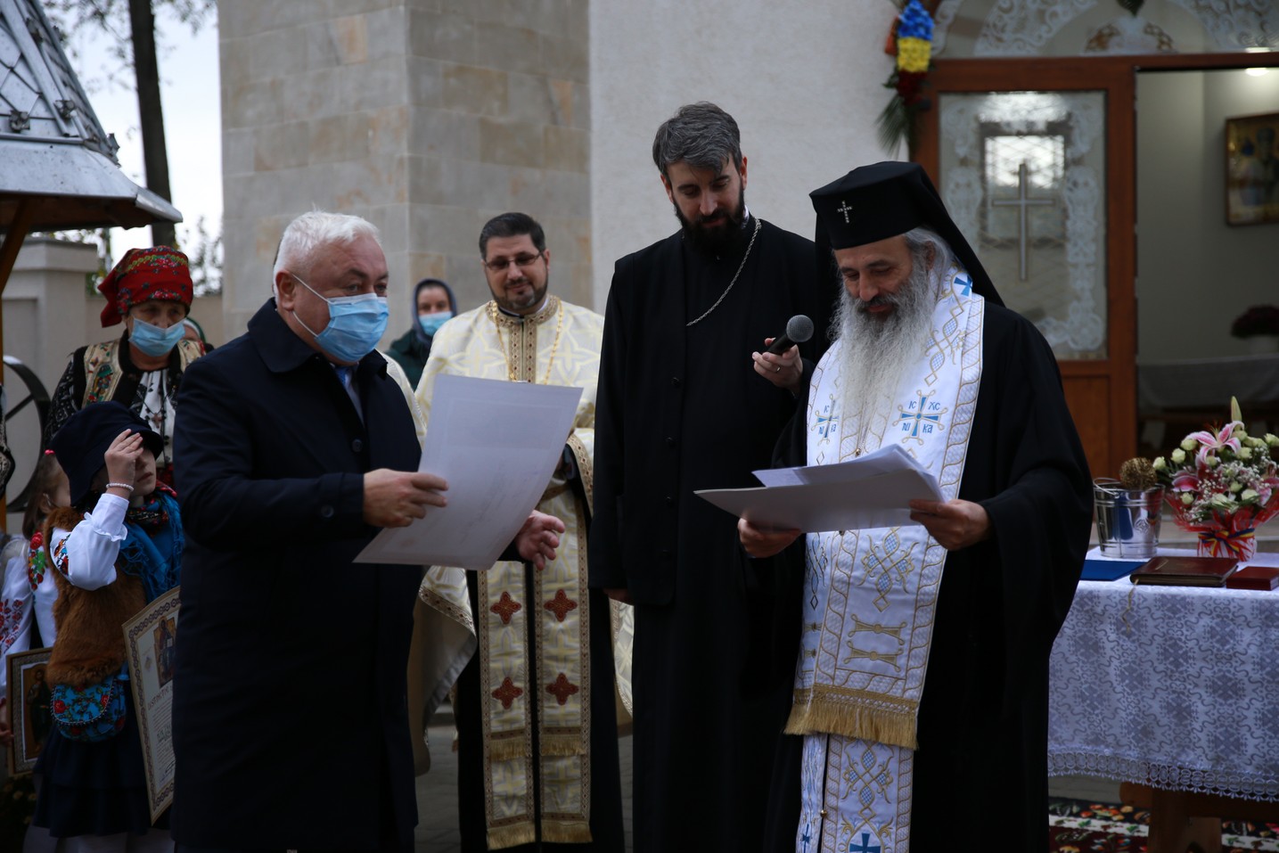 Foto: Flavius Popa Vizite pastorale ale Mitropolitului Moldovei și Bucovinei: „Aceasta este chemarea Bisericii, anume să nu fim doborâți”
