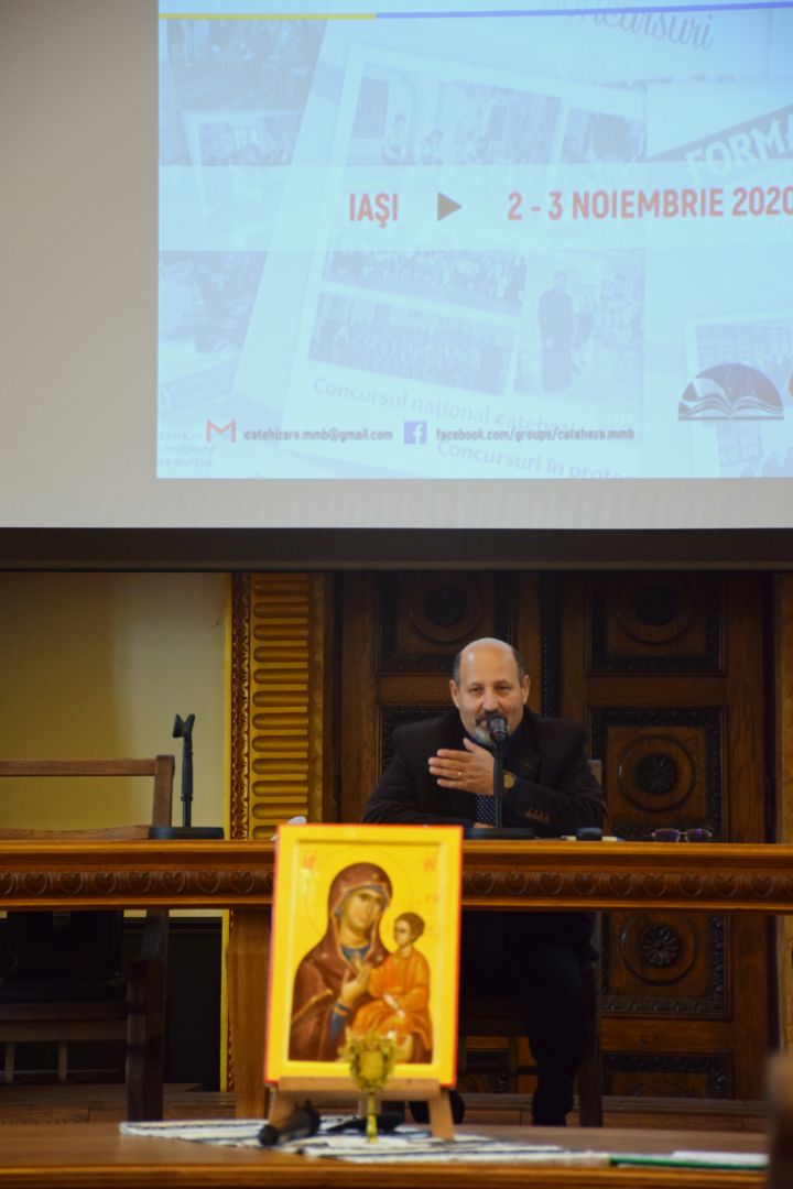 A șaptea ediție a Consfătuirii catehetice din Arhiepiscopia Iaşilor