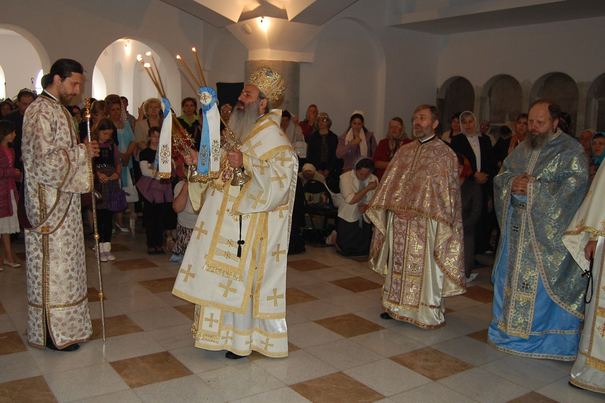 Părintele Aurel Mărgineanu va fi înmormântat mâine