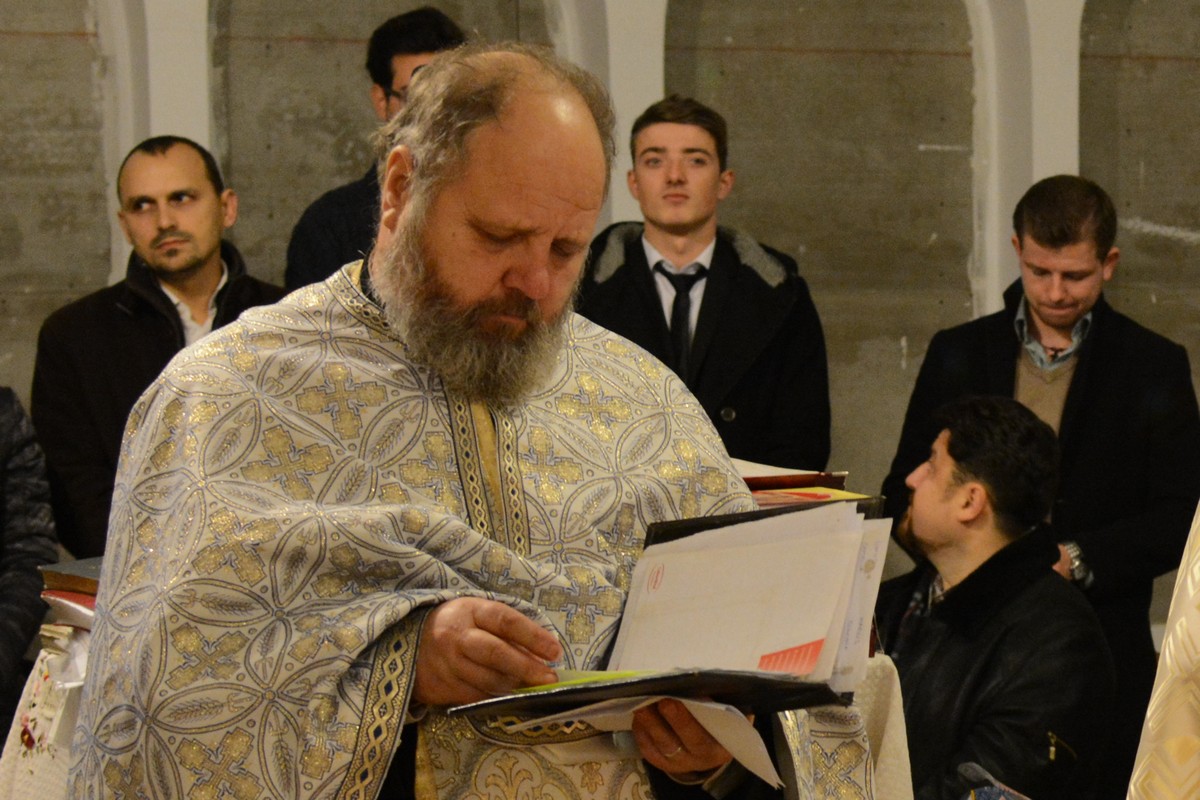 Părintele Aurel Mărgineanu va fi înmormântat mâine