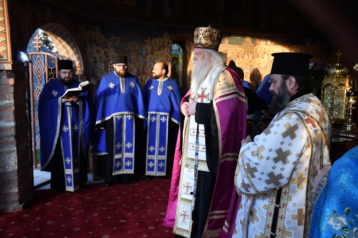 Taina Sfântului Maslu la Mănăstirea Hadâmbu