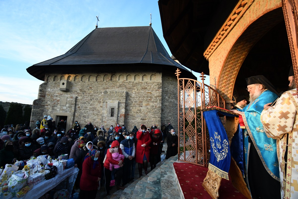 Taina Sfântului Maslu la Mănăstirea Hadâmbu
