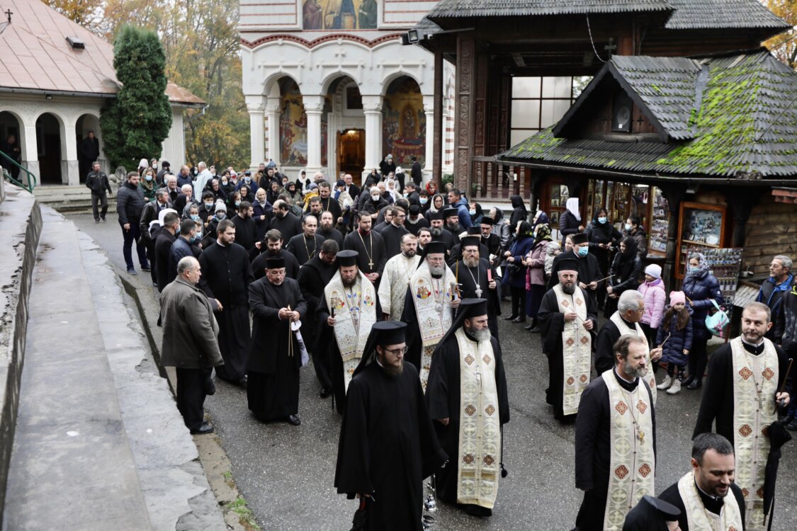 Arhiepiscopul Justinian, comemorat la Mănăstirea Rohia, la patru ani de la trecerea la cele veșnice