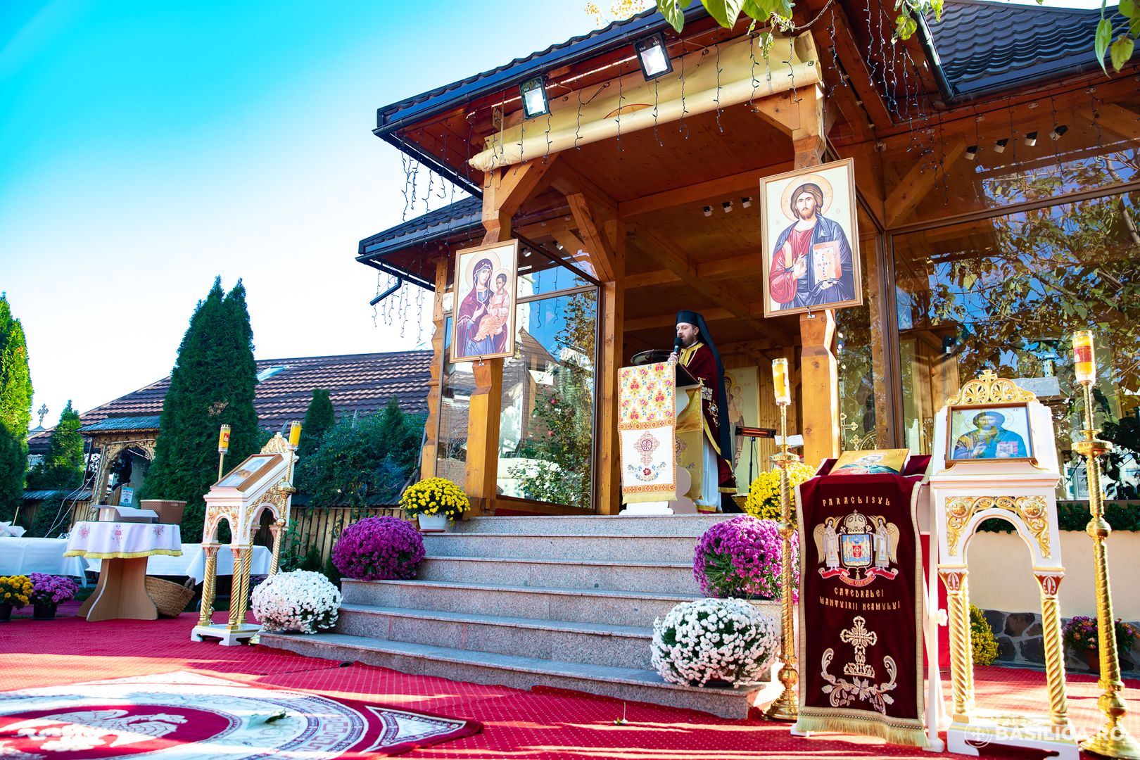 Foto: Mircea Florescu / basilica.ro Doi ani de la sfințirea Catedralei Naționale: „Bucuroși și recunoscători că Dumnezeu ne-a preferat pe noi să fim ctitori”