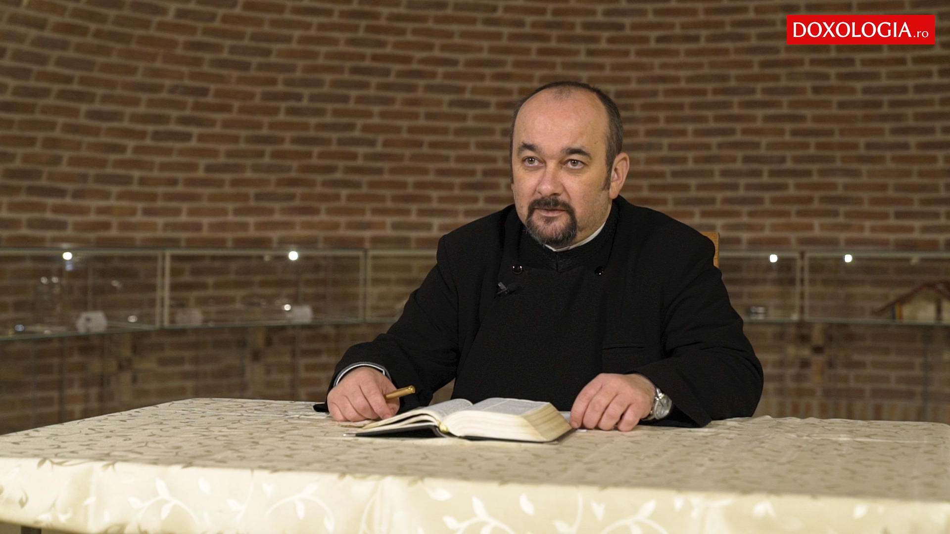 (Video) „Şi râdeau de El, ştiind că a murit” – Explicații la Evanghelia Duminicii a 24-a după Rusalii