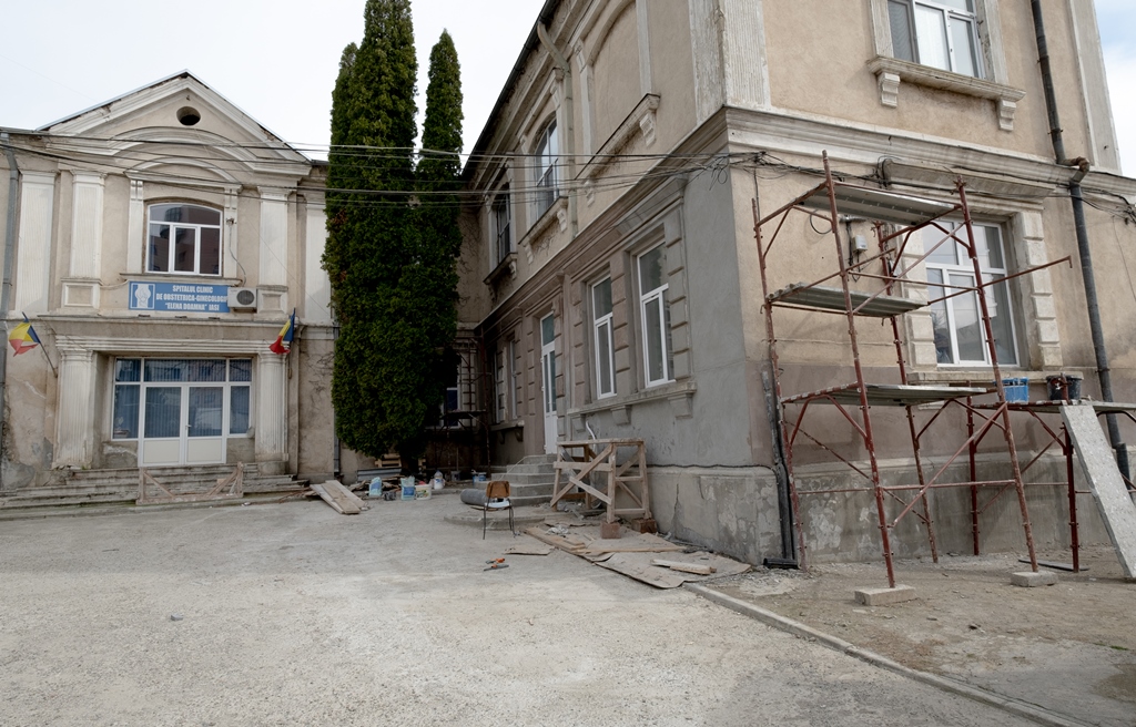 Rezervă nouă pentru mamele care nasc natural la  Maternitatea „Elena Doamna” din Iași