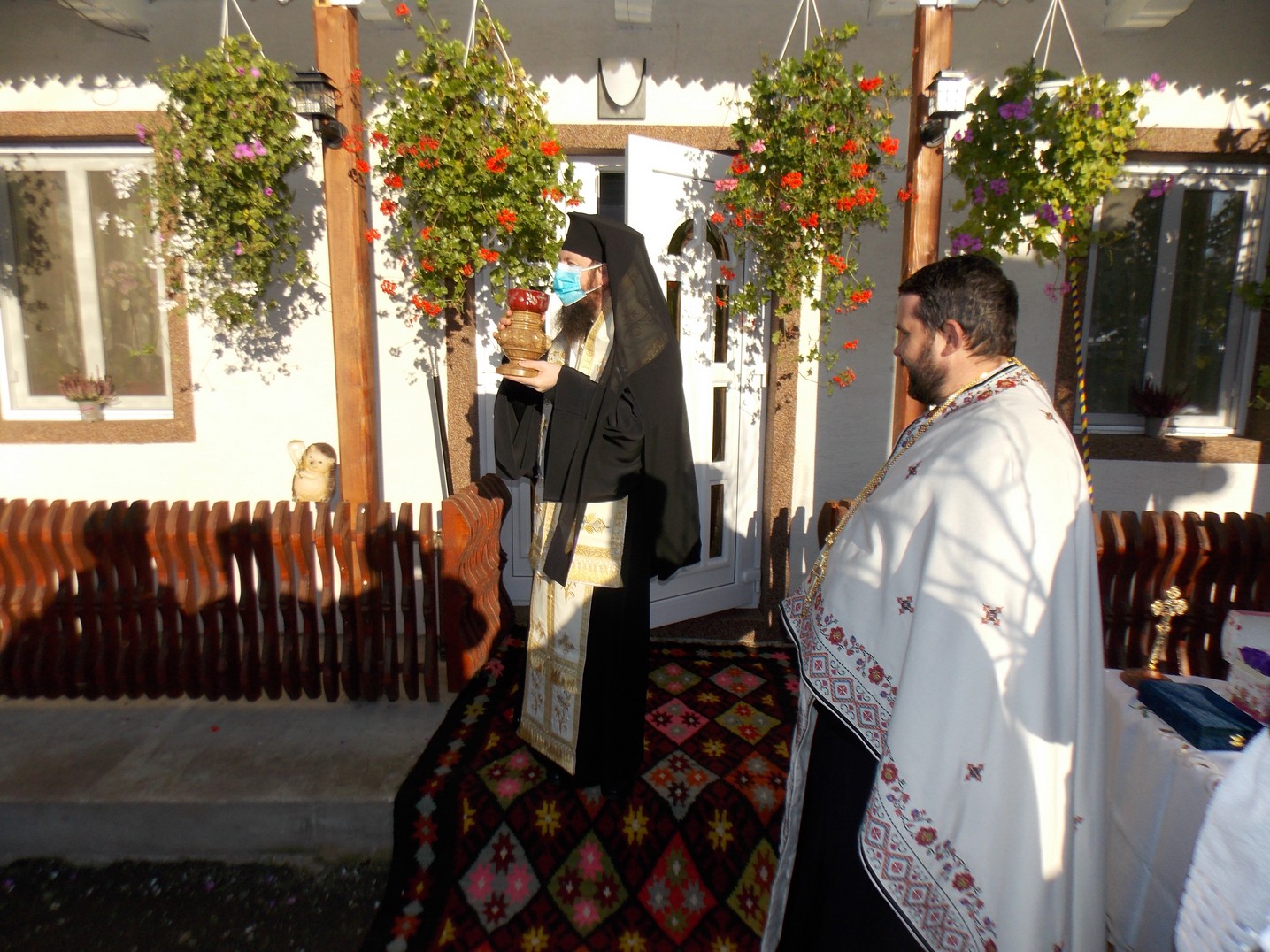 Casa parohială din Chișcăreni, sfințită de PS Părinte Damaschin Dorneanul Casa parohială din Chișcăreni, sfințită de PS Părinte Damaschin Dorneanul