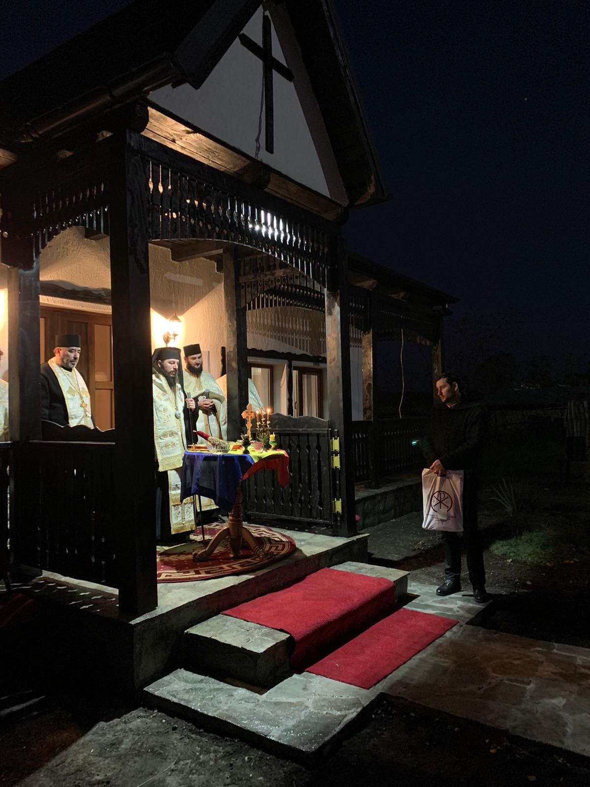 Sfințire de casă parohială la Crasnaleuca. PS Părinte Damaschin Dorneanul a săvârșit slujba Sfințire de casă parohială la Crasnaleuca. PS Părinte Damaschin Dorneanul a săvârșit slujba