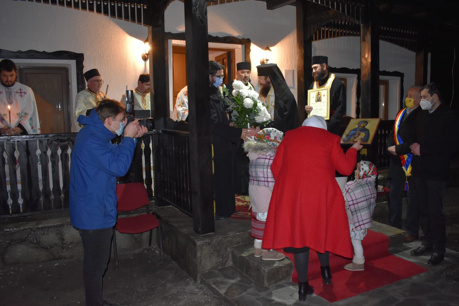 Sfințire de casă parohială la Crasnaleuca. PS Părinte Damaschin Dorneanul a săvârșit slujba Sfințire de casă parohială la Crasnaleuca. PS Părinte Damaschin Dorneanul a săvârșit slujba