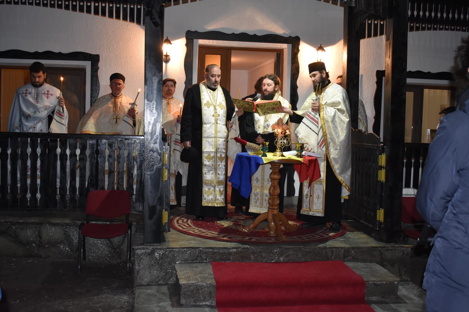 Sfințire de casă parohială la Crasnaleuca. PS Părinte Damaschin Dorneanul a săvârșit slujba Sfințire de casă parohială la Crasnaleuca. PS Părinte Damaschin Dorneanul a săvârșit slujba