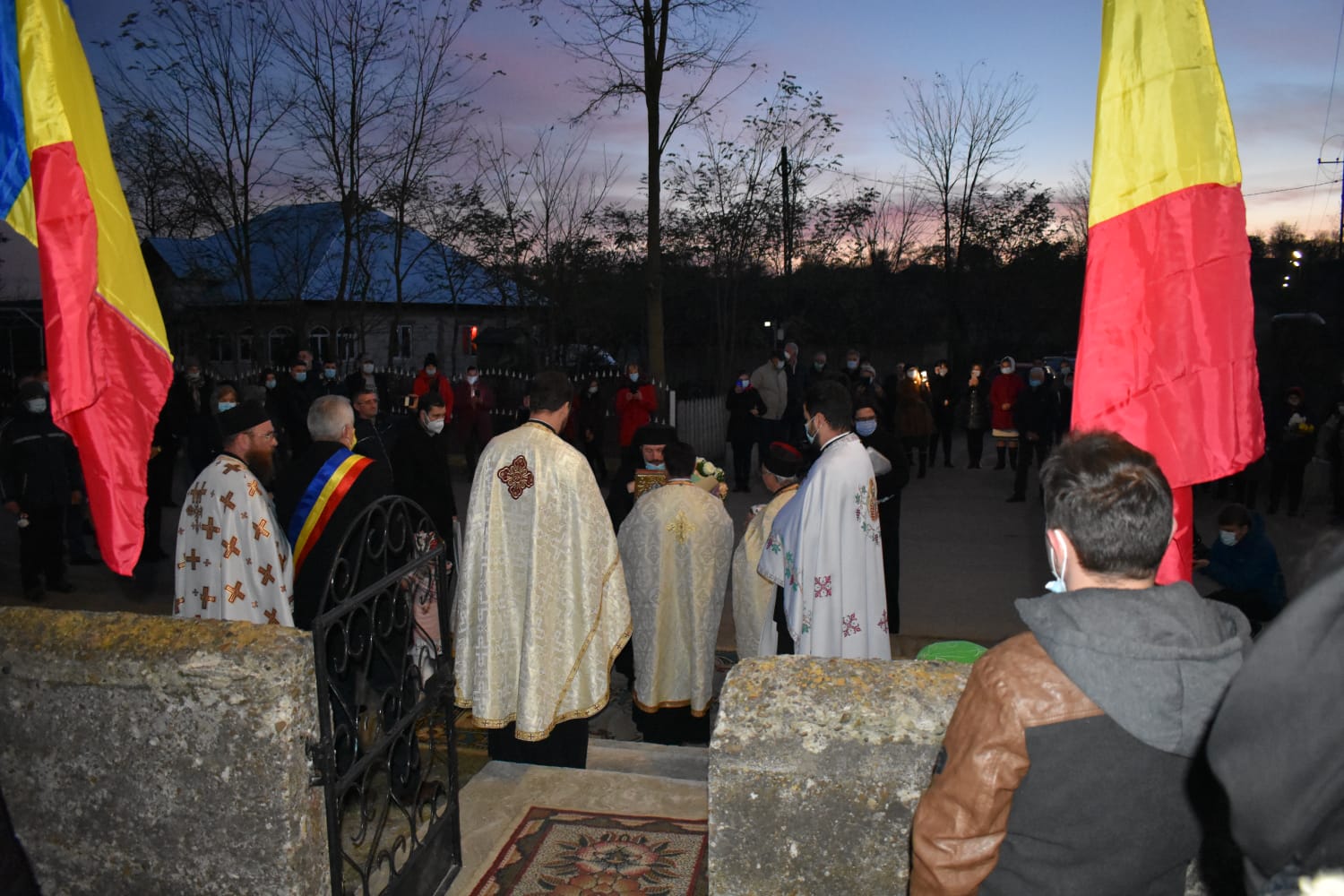 Sfințire de casă parohială la Crasnaleuca. PS Părinte Damaschin Dorneanul a săvârșit slujba Sfințire de casă parohială la Crasnaleuca. PS Părinte Damaschin Dorneanul a săvârșit slujba