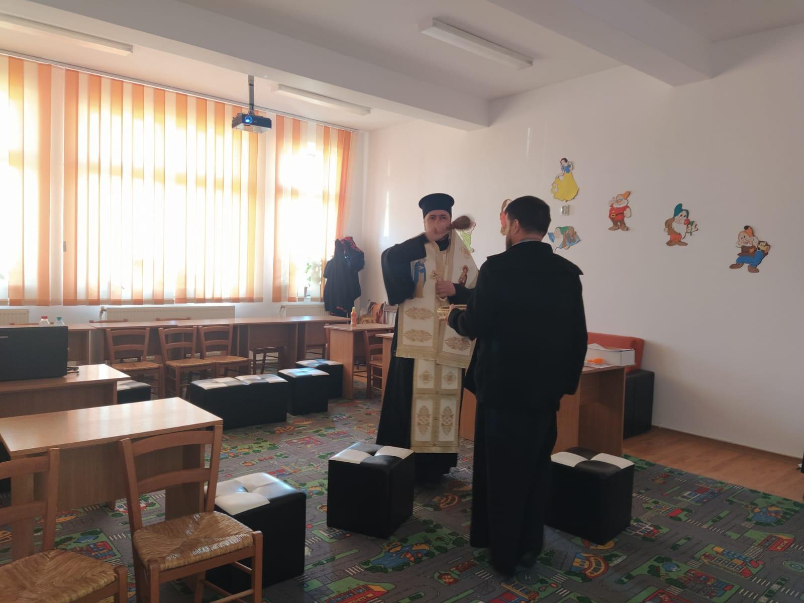 Binecuvântare arhierească la Așezământul social „Sfântul Stelian” din Boțești, judeţul Vaslui