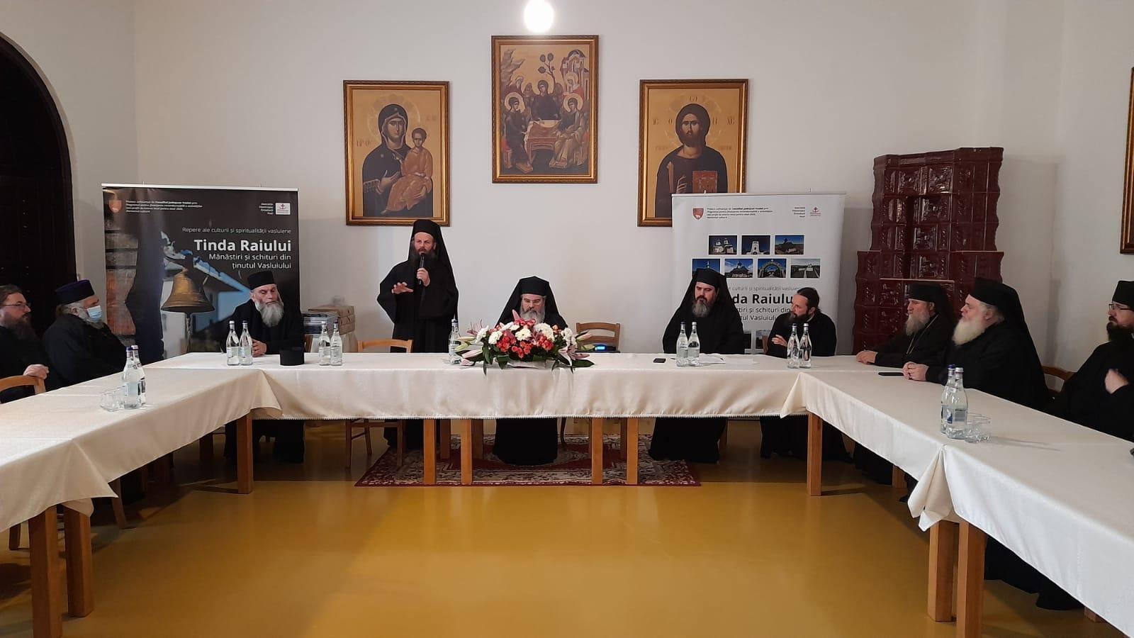 Sinaxa monahală în Episcopia Hușilor