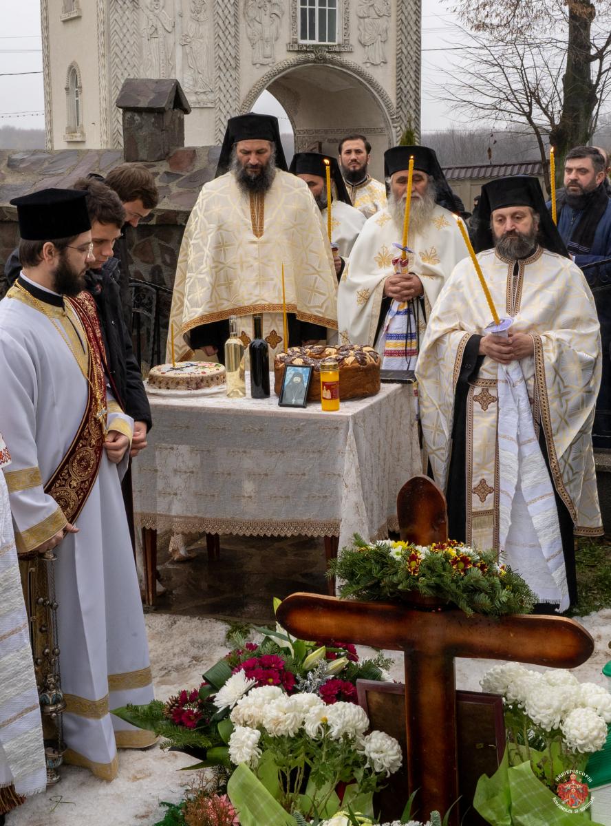 Arhimandritul Serafim Huzdup, pomenit la Mănăstirea Runc