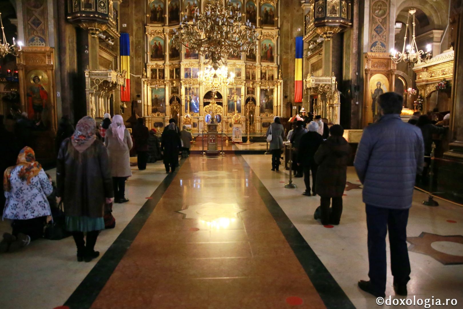 foto: Flavius Popa Ziua Națională la Catedrală Mitropolitană din Iași: rugăciune și recunoștință pentru eroii neamului românesc