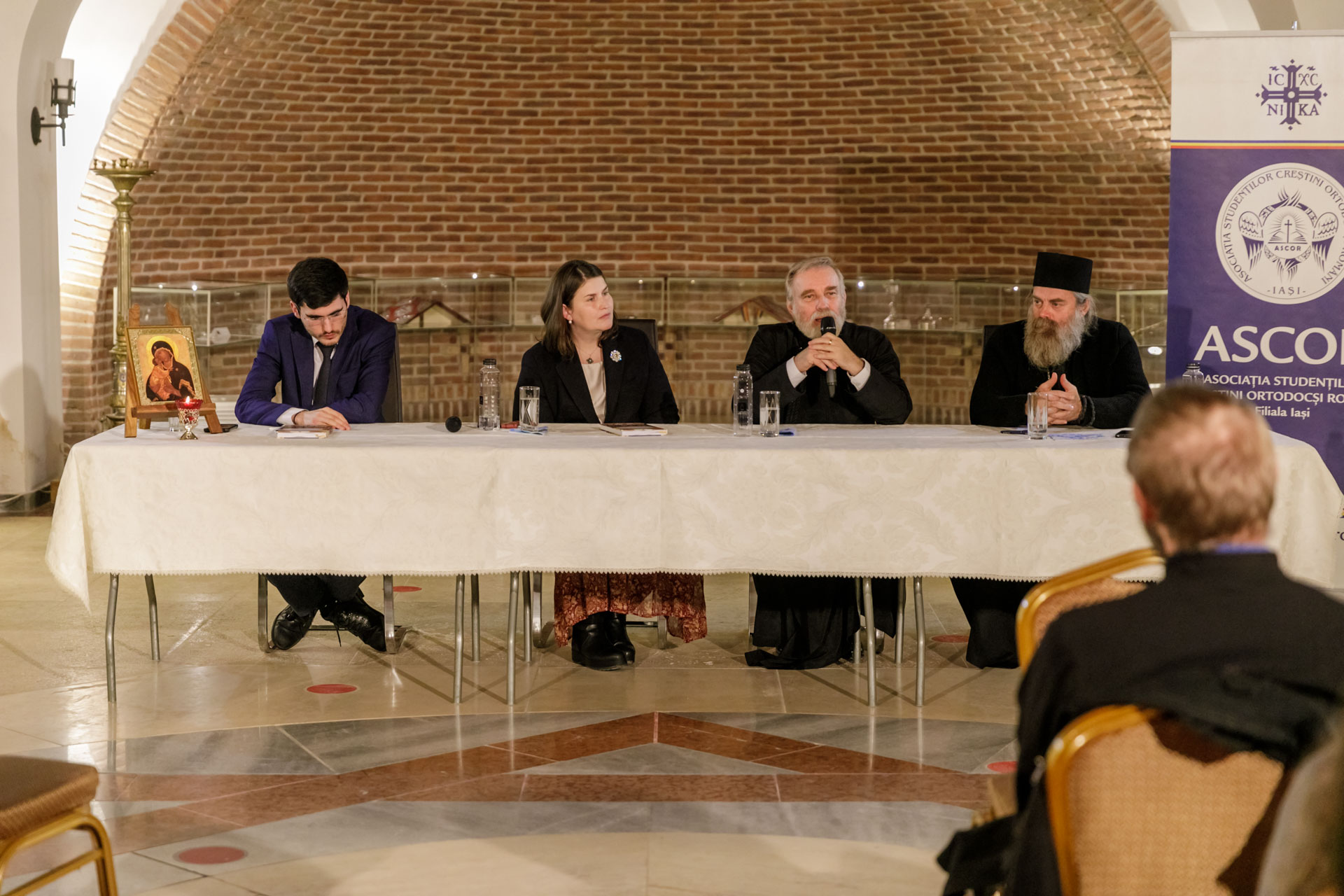 30 de ani de la înființare, marcați de ASCOR Iași prin lansarea unui volum