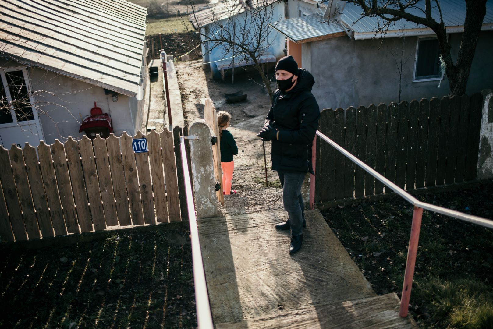 Bucurie pentru 20 de familii neajutorate din partea Sfântului Nicolae