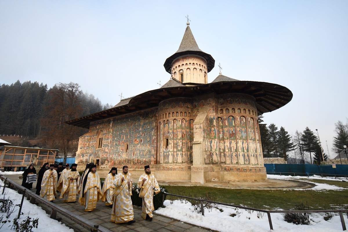 Cinstirea Sfântului Cuvios Daniil Sihastrul la Mănăstirea Voroneţ
