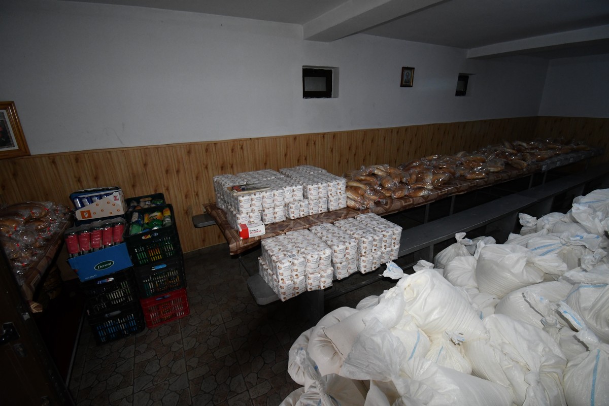 Campania „Daruri în cinstea pruncului Iisus” la Mănăstirea Hadâmbu