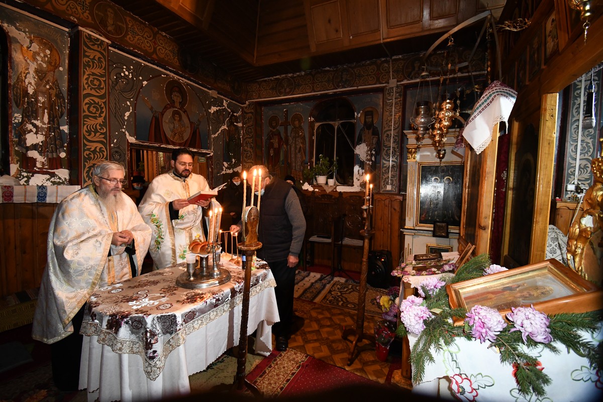 Hramul Parohiei Andrieșeni, marcat prin rugăciune și prin filantropie