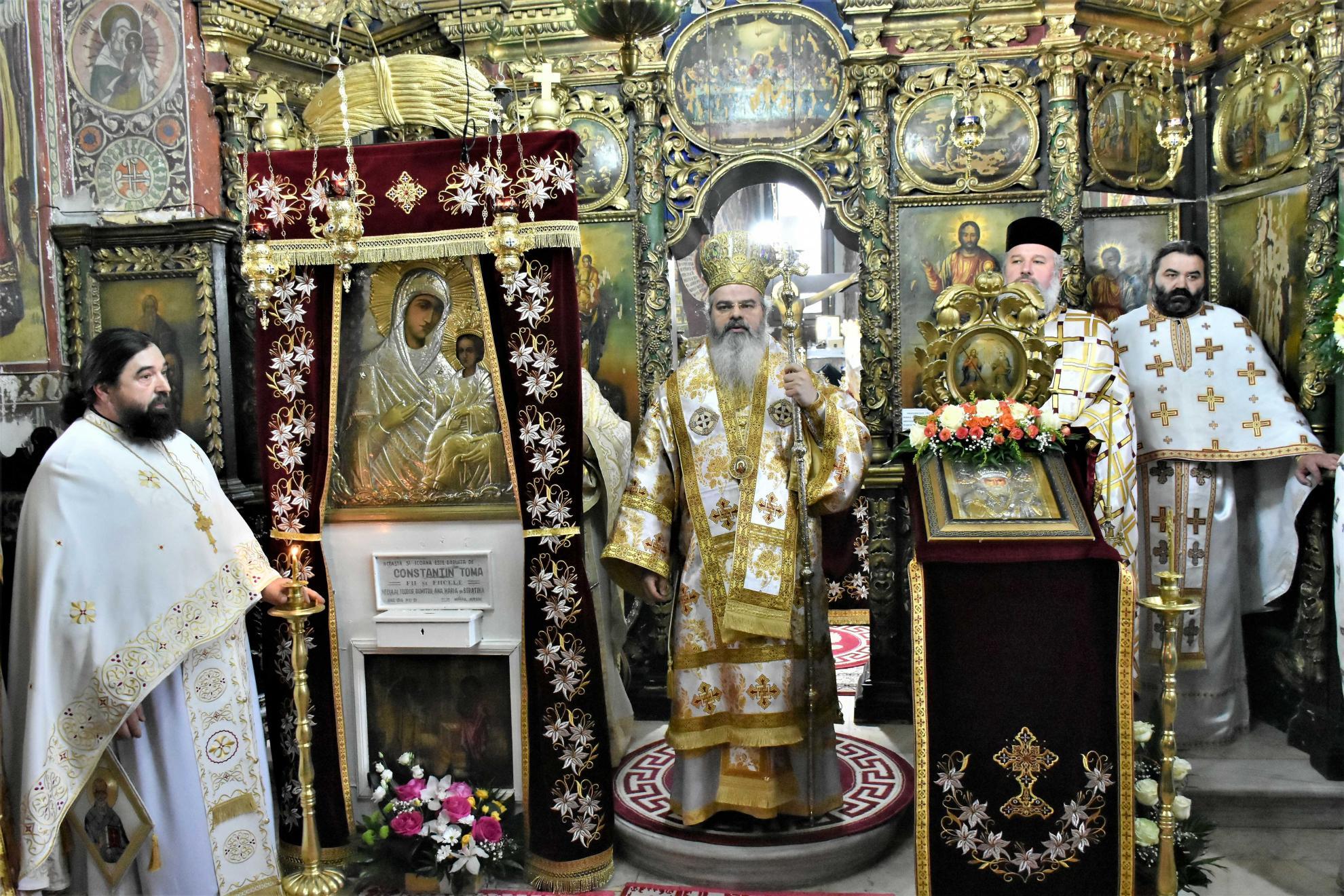 PS Ignatie: „Să nu zăbovim numai asupra formei exterioare a credinței. Să mergem întotdeauna înspre ceea ce ține de profunzimea și autenticitatea ei. Formalismul ucide dragostea și delicatețea pe care ar trebui să le avem față de cei din jur”