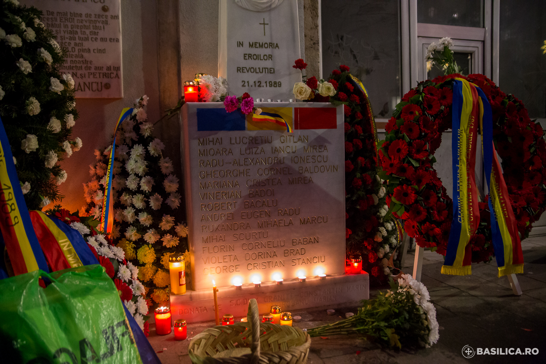 A fost sfinţit monumentul dedicat primelor victime ale Revoluţiei