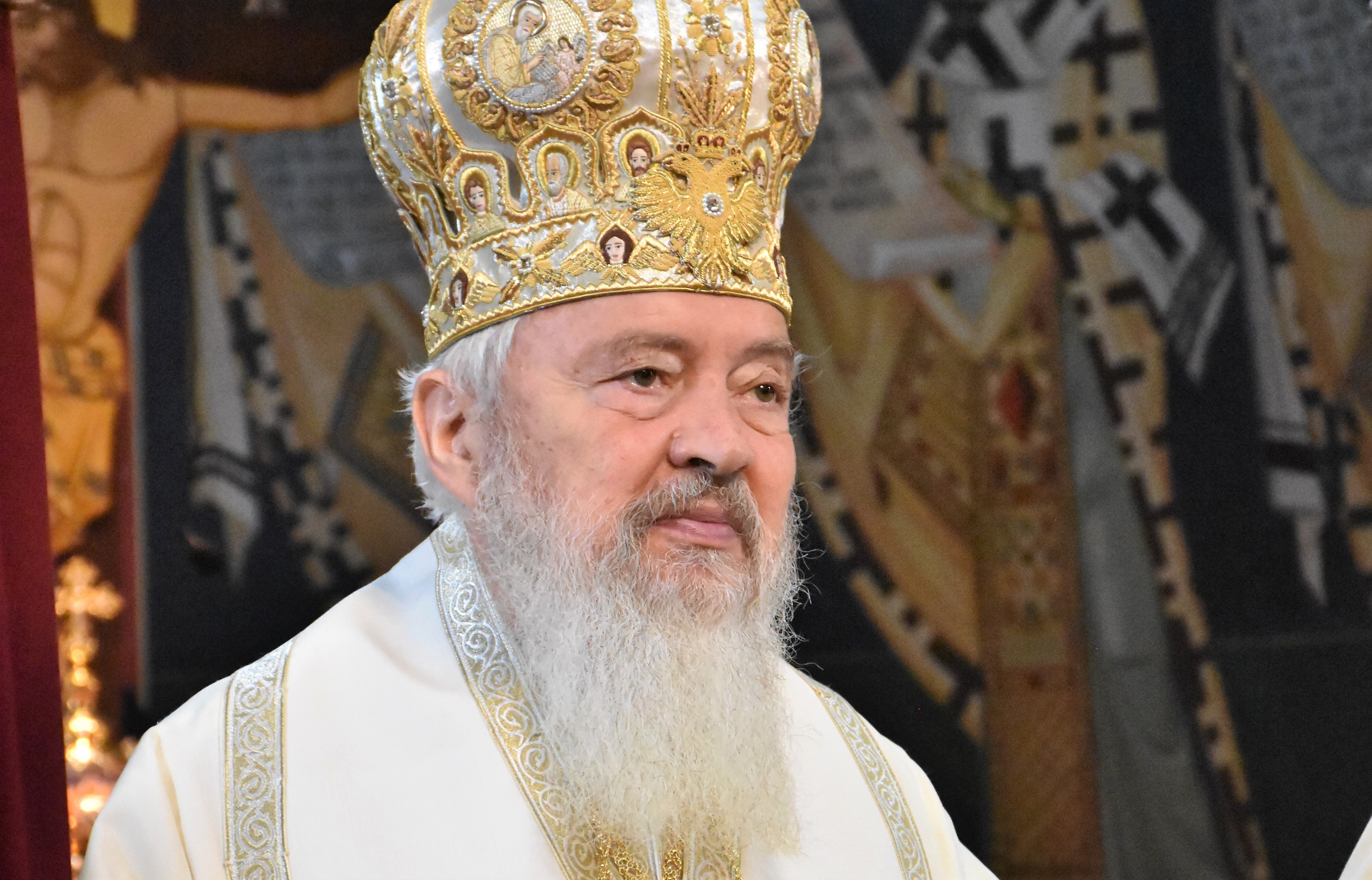 (Video) Mitropolitul Andrei: „Văd masa bogatului în mijlocul iadului” – Predică la sărbătoarea Sfântului Spiridon