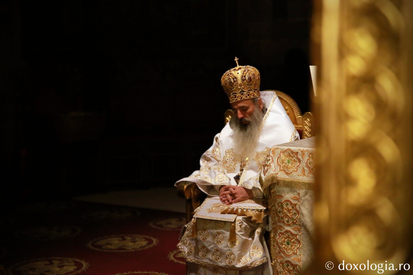 IPS Mitropolit Teofan: „Întreaga viață a omului se cuvine a fi un ajun de Crăciun”