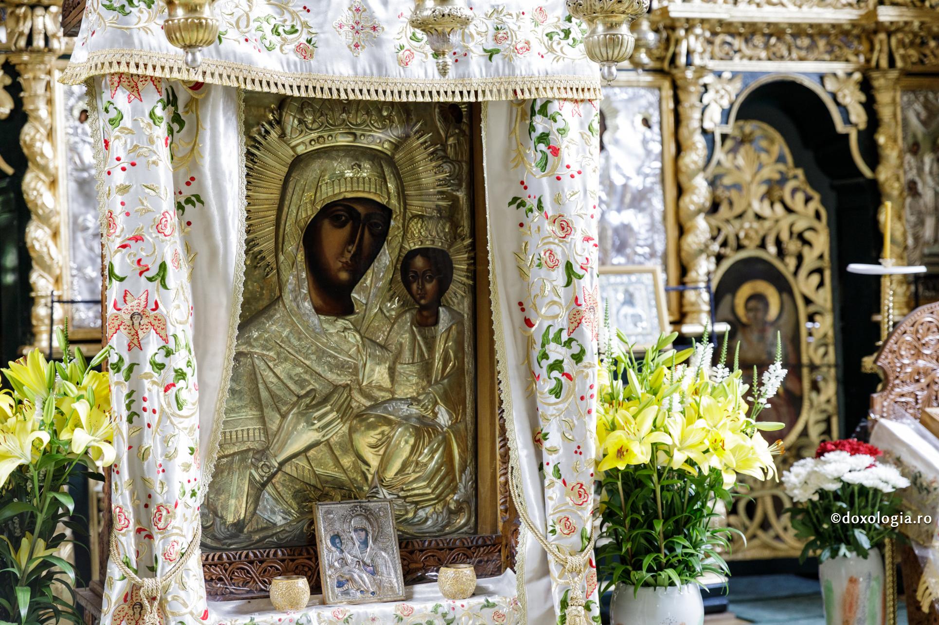 Schitul Vovidenia, file de istorie (II)