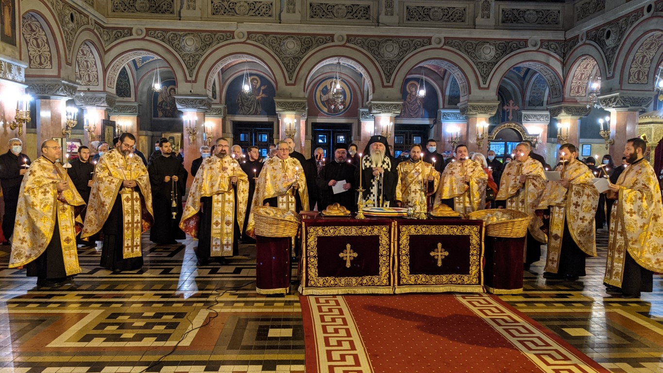 Foto: mitropolia-banatului.ro Zi de doliu și pomenirea martirilor Revoluției la Timișoara